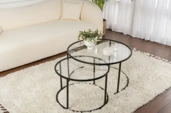 Set tavolinash kafeje Skye Decor, e zezë-transparente, 80-60