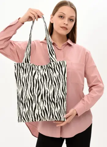 Çantë tote Zoozie Bags, 1945, e zezë-bardhë