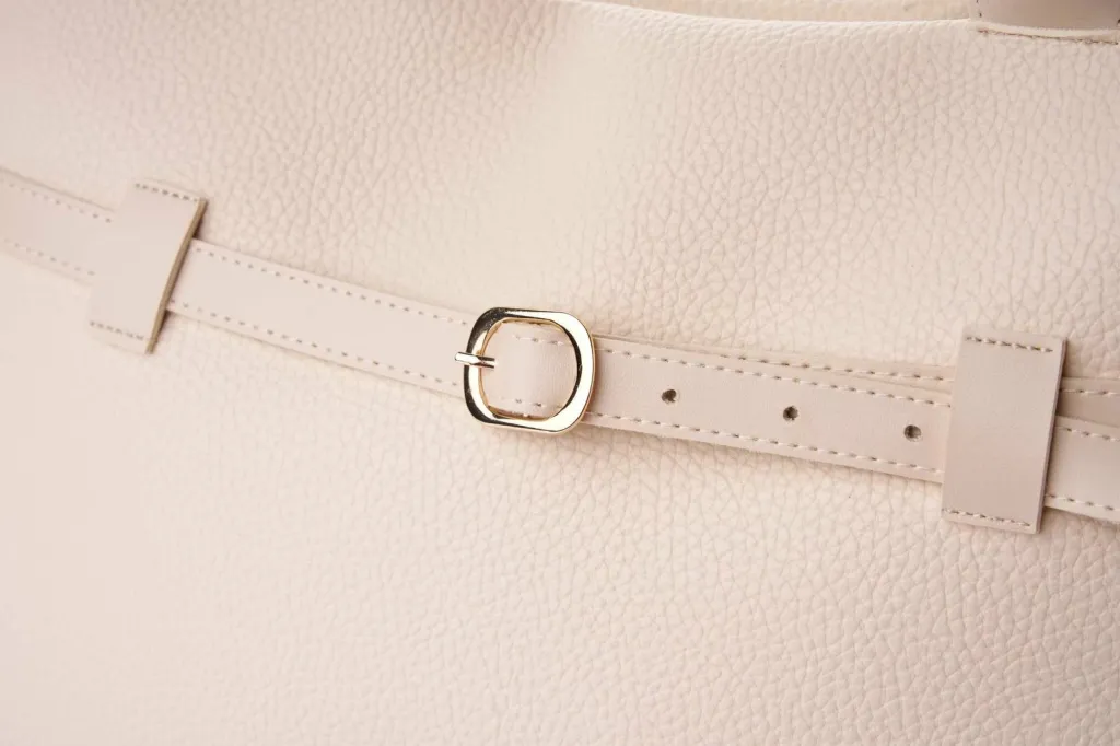 Çantë tote Vince Camuto, Vittoria, ngjyrë krem - 9