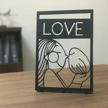 Objekt dekorativ Only Love Pod, ngjyrë e zezë, Aberto Design, 20x30cm
