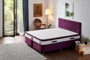 Madrac Violet, ngjyrë e bardhë dhe vjollcë, 200x200 cm, fortësi mesatare, Skye Decor