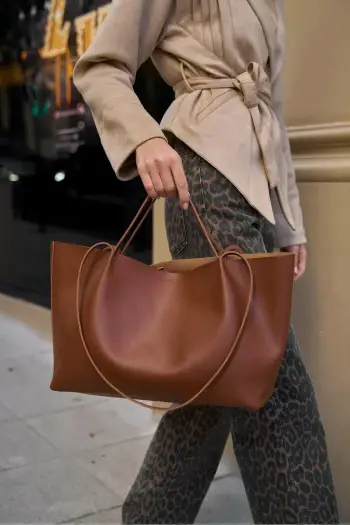 Çantë krahu Zoozie Bags, ngjyrë tan, MK1020024SV10-049