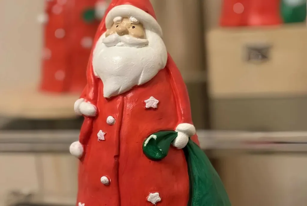 Objekt dekorativ Santa Claus, ngjyrë e kuqe, CY0650 - 3