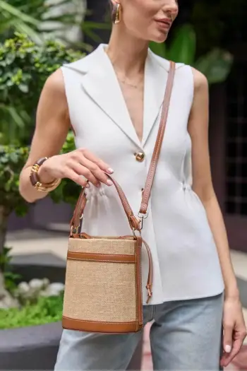 Çantë dore Zoozie Bags, MK1020225SAG10-01, ngjyrë tan dhe lisi