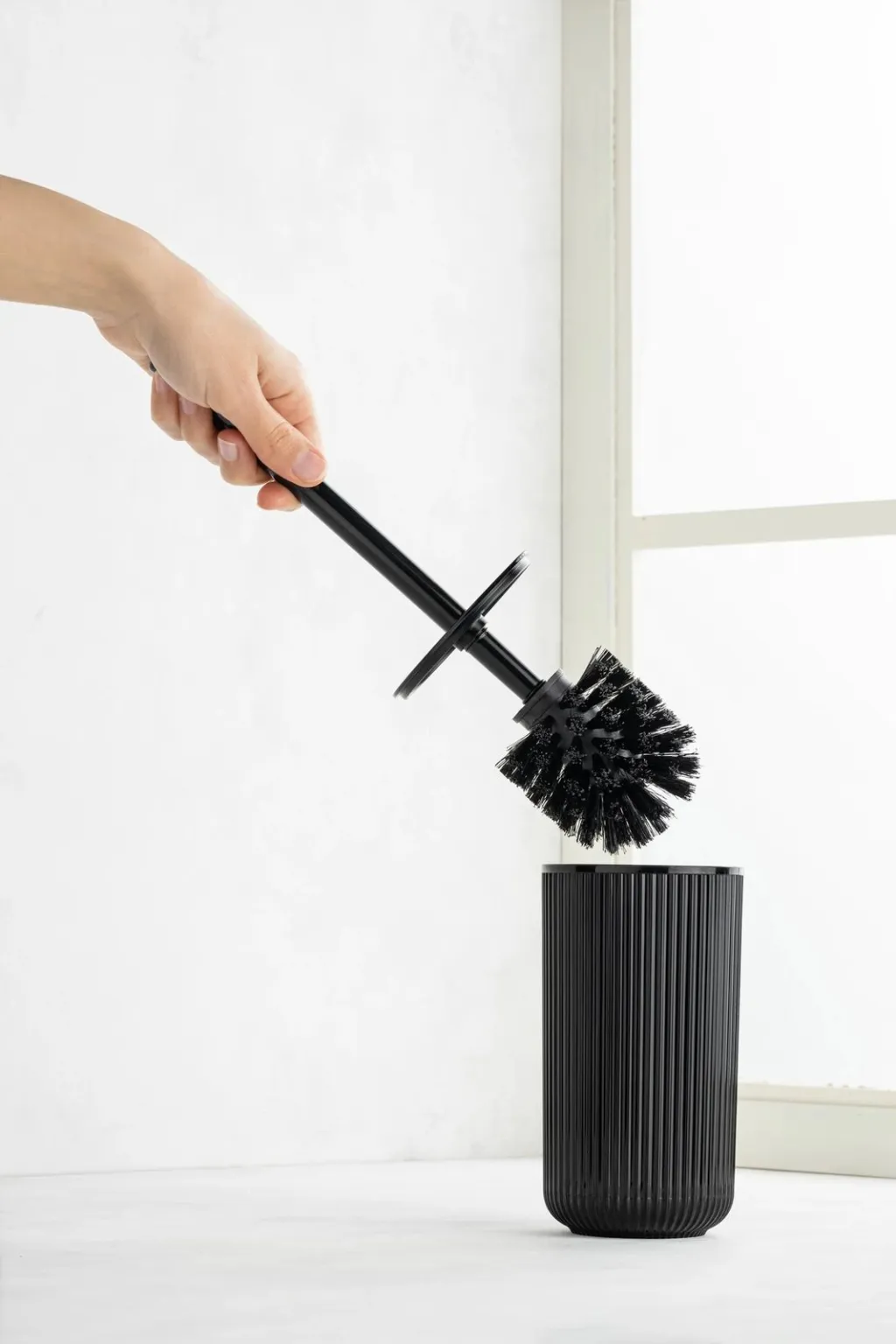 Fshesë për WC, ngjyrë e zezë, Mijölnir, GFTVFRC-1 - 2
