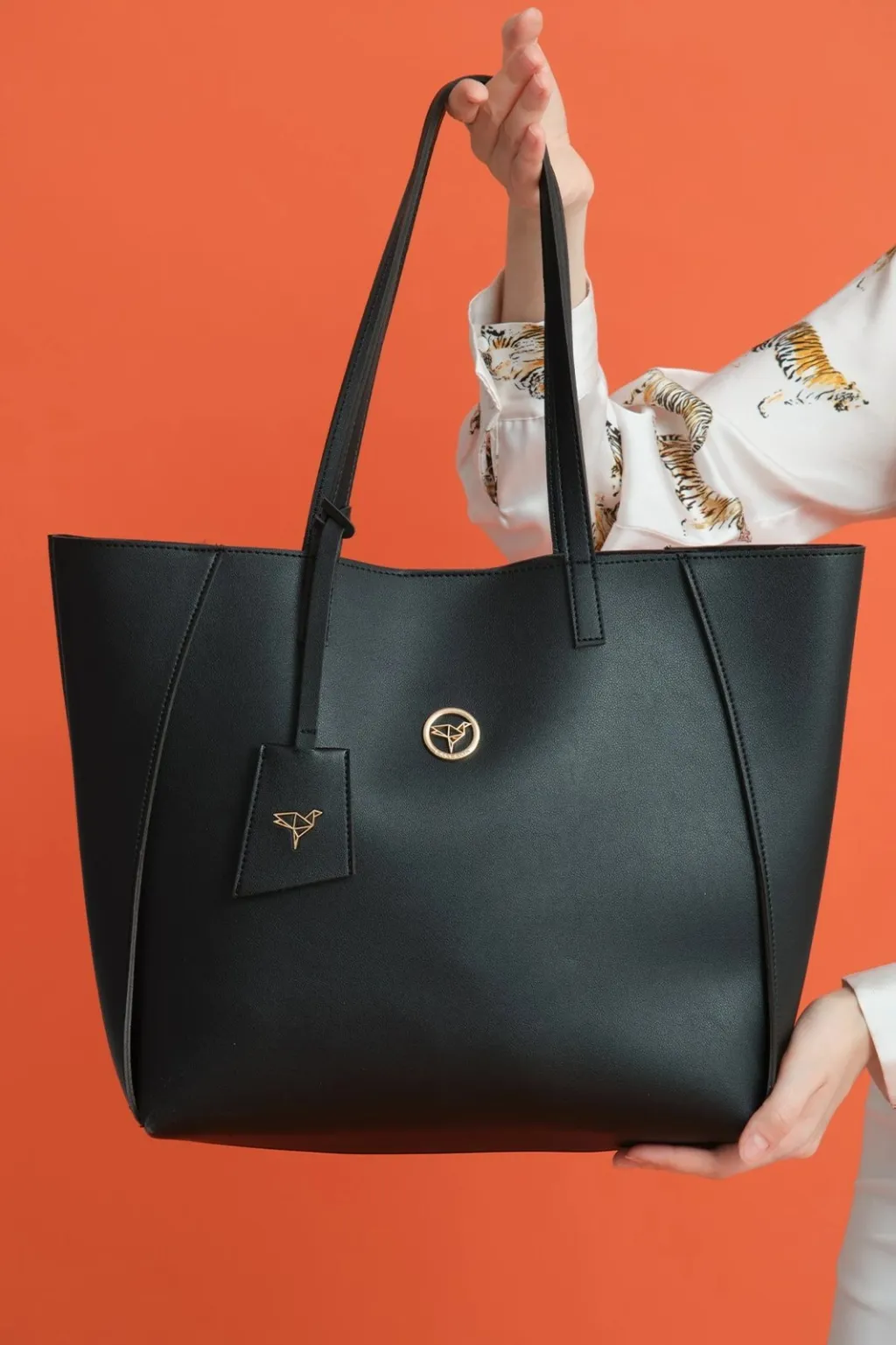 Çantë shpatulle e madhe, ngjyrë e zezë, Zoozie Bags Sofia - 6