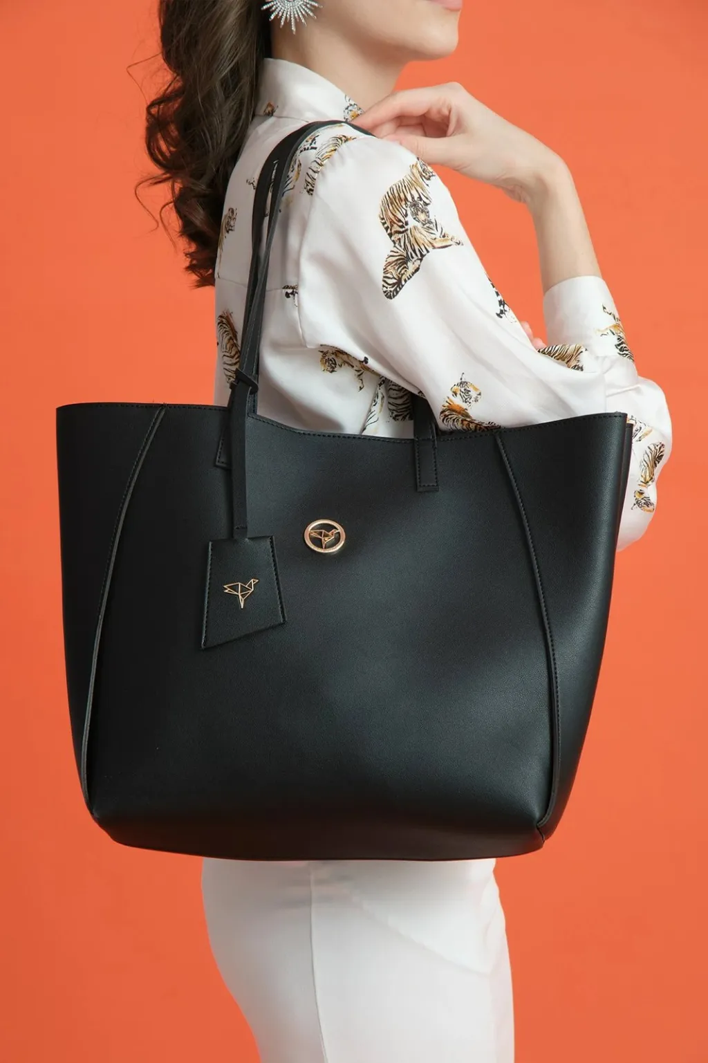 Çantë shpatulle e madhe, ngjyrë e zezë, Zoozie Bags Sofia - 7