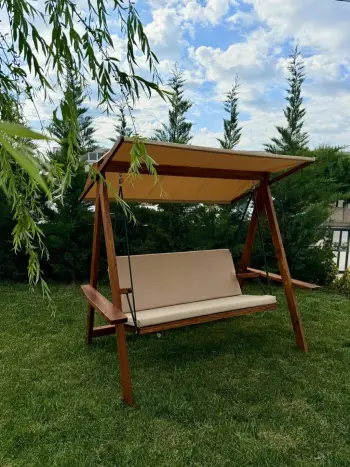 Karrige lëkundëse treshe për kopsht, ngjyrë deve, Skye Decor, Riva 2100