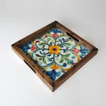 Tabaka dekorative prej druri, shumëngjyrëshe, Evila Originals, REF059, 35x35x4cm