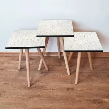 Set tavolinash të vendosshme, Skye Decor, 3Shp221, e bardhë/gri (3 copë)