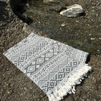Peshqir plazhi Fouta, model 'Cicim', ngjyrë e zezë dhe bezhë, Mijolnir
