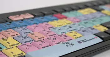 Tastierë LogicKeyboard Adobe Premiere Pro CC UK PC, e zezë, taste të ngjyrosura