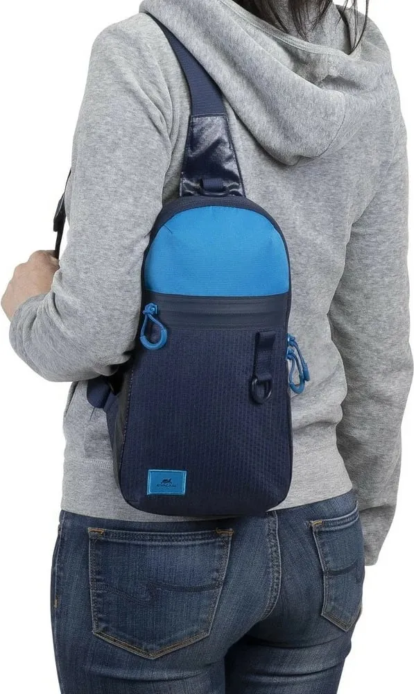 Çantë krahu RIVACASE Dijon 10.1", blu - 11