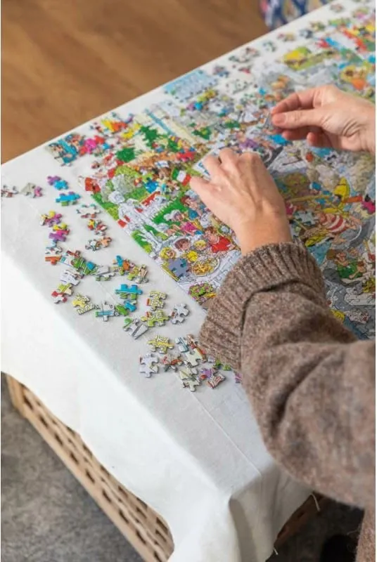 Puzzle, Jumbo, Jan van Haasteren Camping in the Forest, 2000 copa, model 19087 - 4