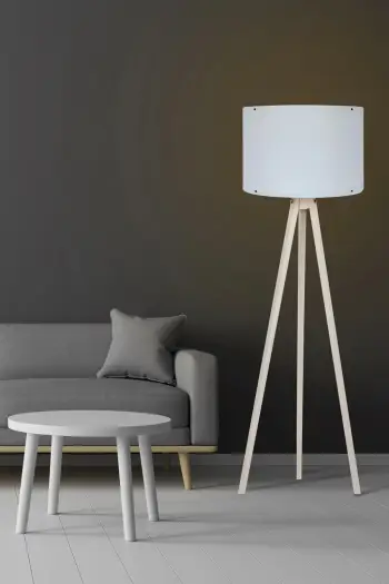 Llambë dyshemeje Opviq, 132 - US, e bardhë/krem, 145 cm