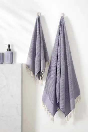 Set peshqirësh banje (2 copë), Mijolnir, retro, ngjyrë damson