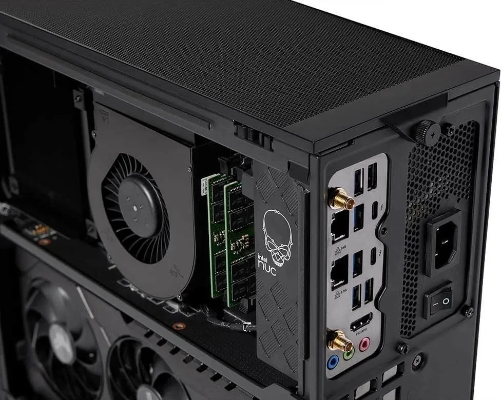 Kompjuter bluechip GAMINGline S1970, i9 14900K, 16GB RAM, 500GB SSD, Wi-Fi 6E, Bluetooth 5.3 - 3