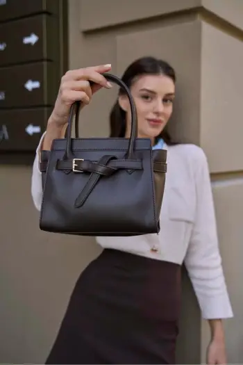 Çantë dore Zoozie Bags, MK1020225SV10-001, ngjyrë kafe