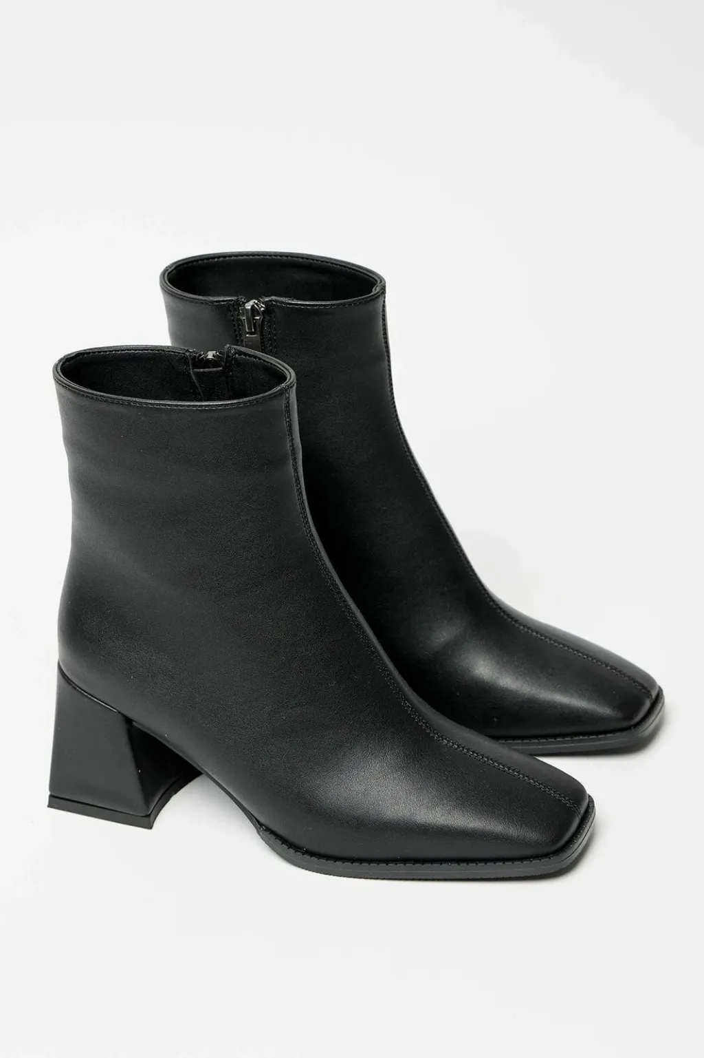 Çizme për gra, ngjyrë e zezë, Jumeon, MK1345025KR20-004 - 1