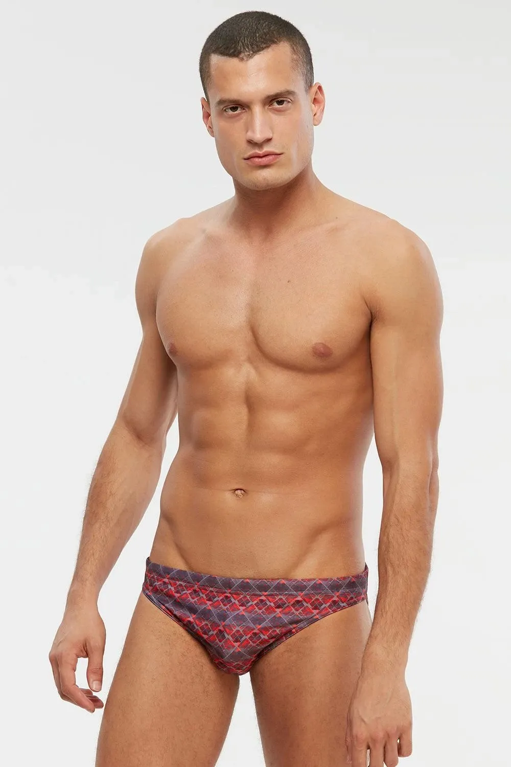 Slip short i kuq Jumeon, Vier - 1