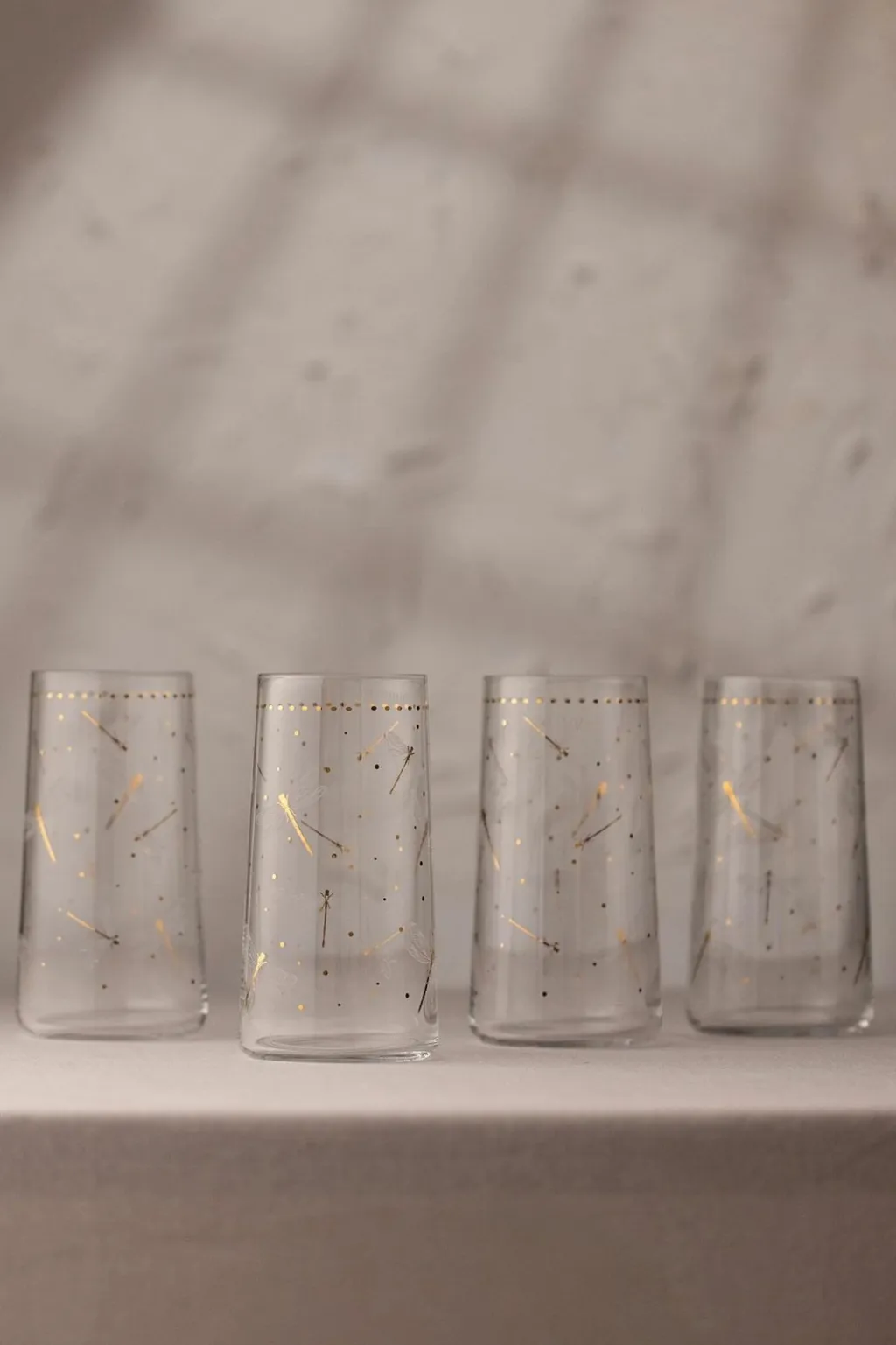 Set gotash prej qelqi (4 copë), Hermia Concept, Dragonfly 520 - 1