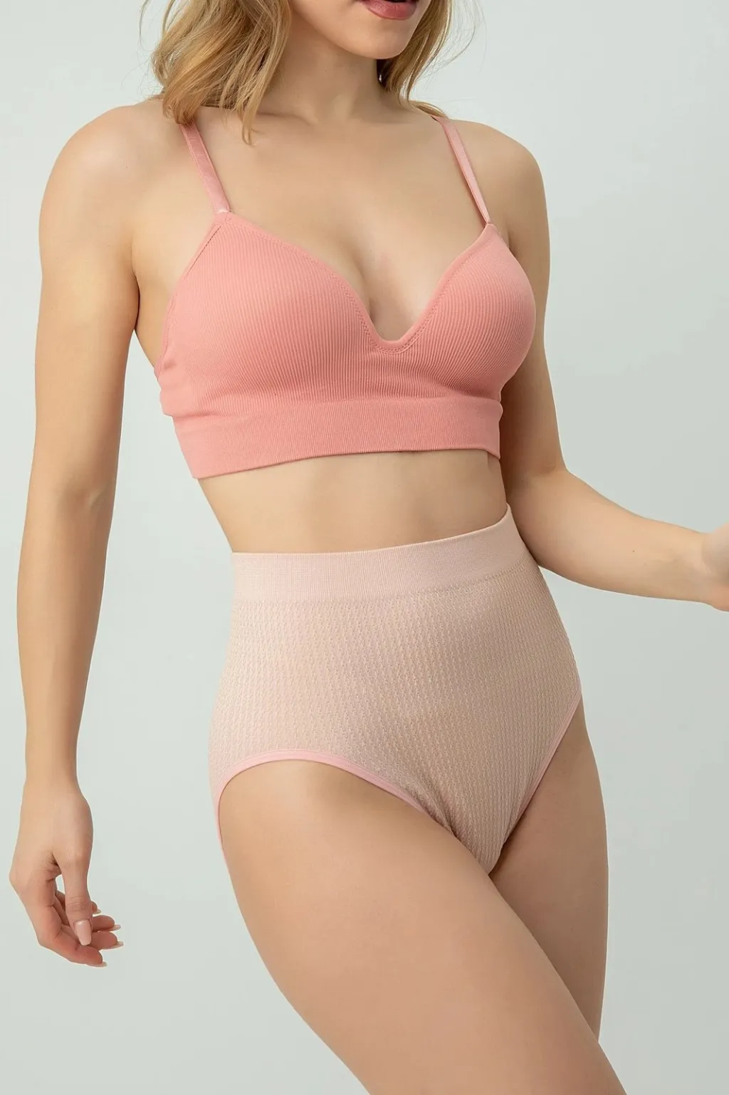 Pamja 4