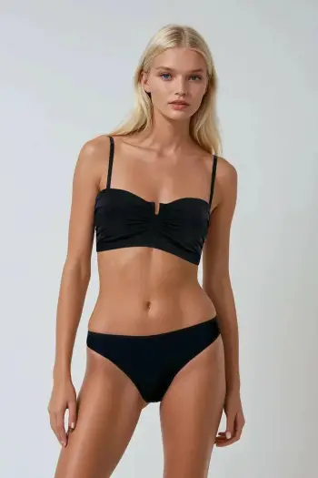 Set bikini dy pjesësh, ngjyrë e zezë, Jumeon, Delma