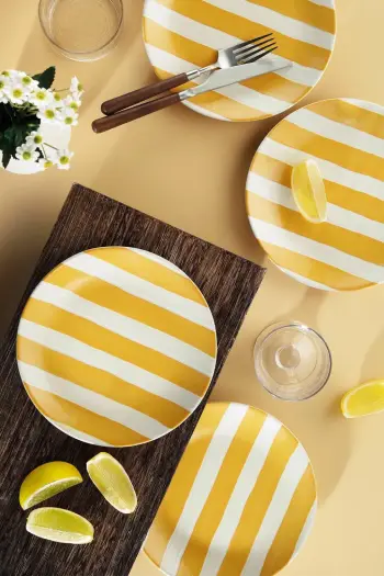 Set për servirje torte (4 copë), Hermia Concept, NPHR20DUS4880921, ngjyrë e verdhë