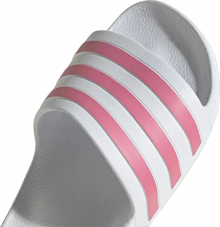 Papuqe për femra adidas, të bardha - 3