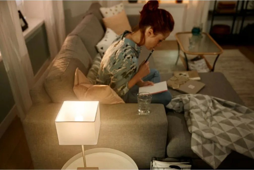Llambë e mençur Philips Hue White Lustre, E14, 2 copë, LED, Bluetooth/Zigbee, e bardhë - 2
