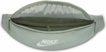 Çantë beli Nike, e gjelbër