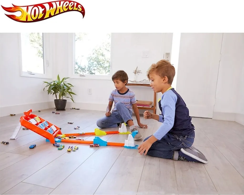Hot Wheels Launch Across Challenge - 3