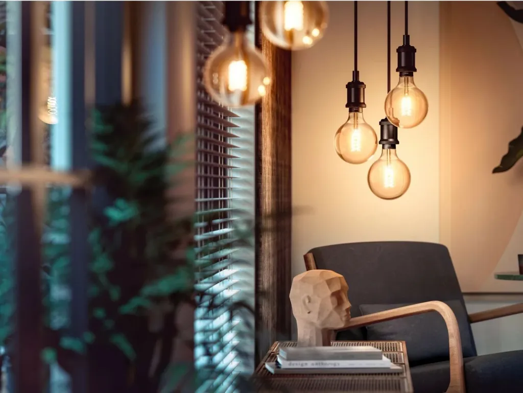 Llambë smart Philips Hue G93 E27 Filament, Bluetooth/Zigbee, LED, Transparent - 3
