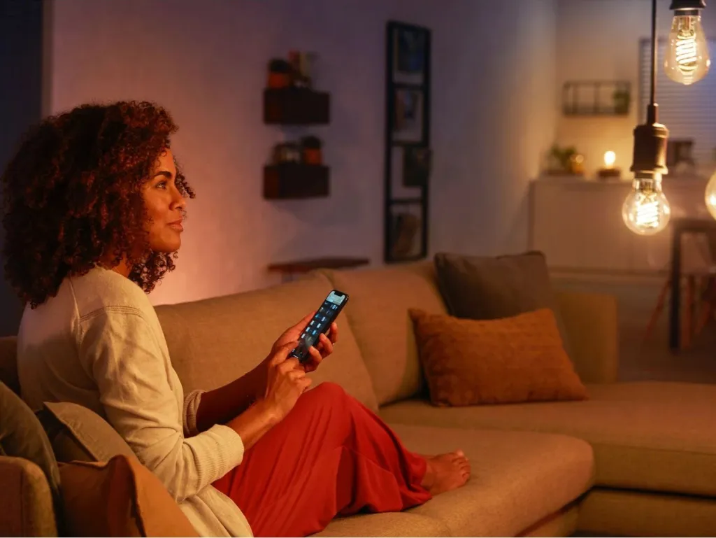 Llambë smart Philips Hue G93 E27 Filament, Bluetooth/Zigbee, LED, Transparent - 5