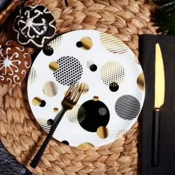 Pjate qeramike rrumbullaket e rrafshet 21cm
