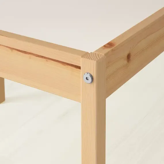 IKEA LATT Tavolinë + 2 karrige për fëmijë - 4