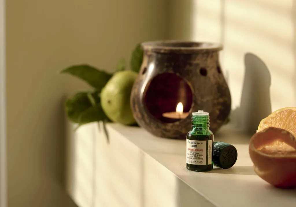 Boost Mandarin & Bergamot Uplifting Oil Burner Blend 10 ML - 3