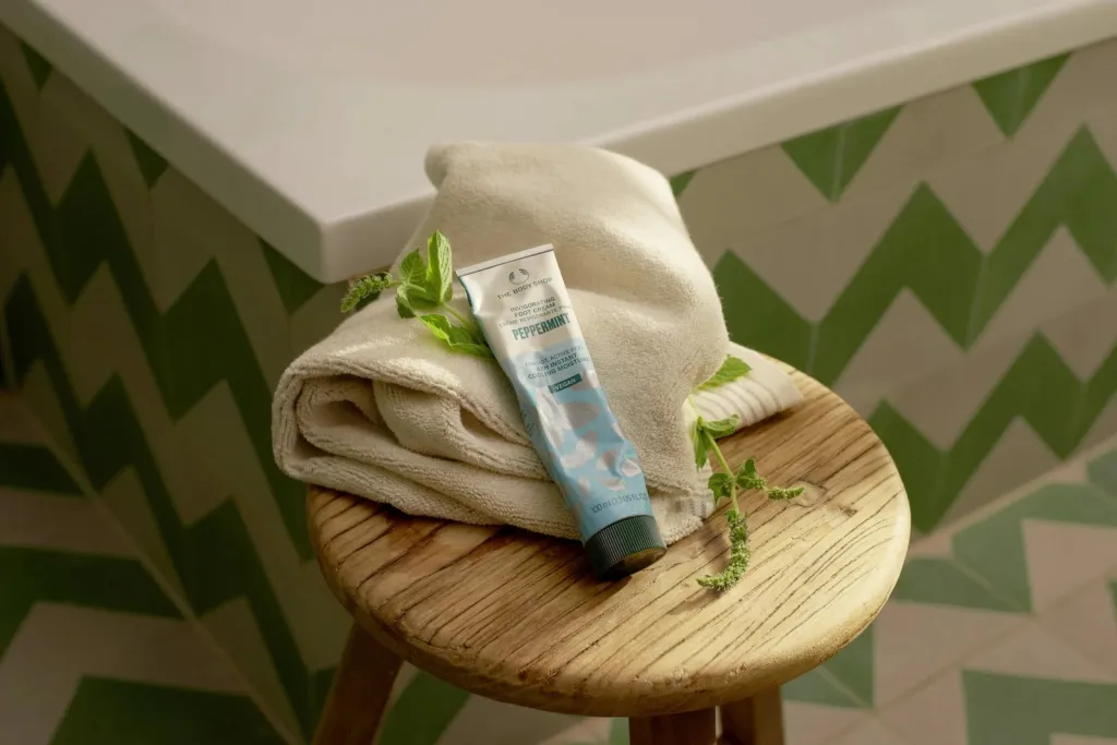 Krem Freskuesë Këmbësh me Peppermint 100 ML - 3