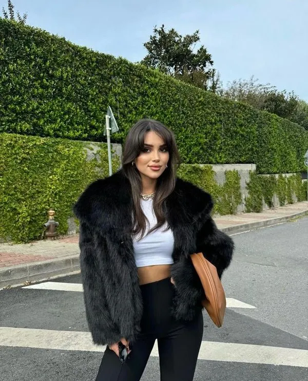 Pellush i zi – Black fur coat - 1