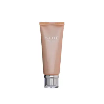 NOTE Mineral Foundation 402 – Mbulim natyral, përfundim i lëmuar, përkujdesje e pasur për lëkurën