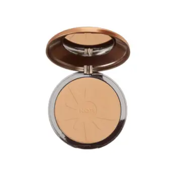 NOTE Bronzing Powder 20 – Nxirr në pah ngrohtësinë dhe shkëlqimin natyral të lëkurës