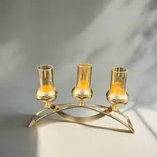 Shandan për Qirinj – Elegancë Klasike që Ndriçon me Butësi dhe Stil - 1