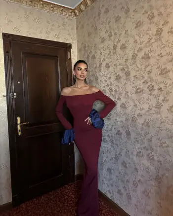 Fustan i kuq -Red long sheath dress