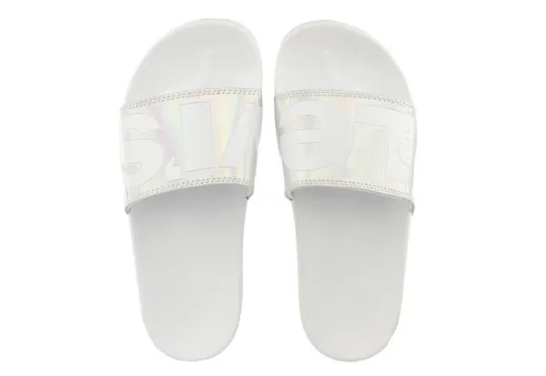 Levis shapka te drejta- June L S - 1