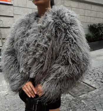 Pellush gri – Grey fur coat