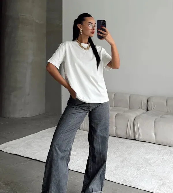Maicë e bardhë – White oversized t-shirt - 1