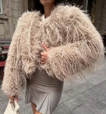 Pellush nude – Nude fur coat