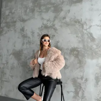 Pellush gri – Grey fur coat