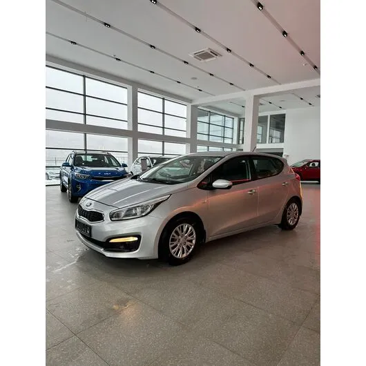 Kia Ceed - 3