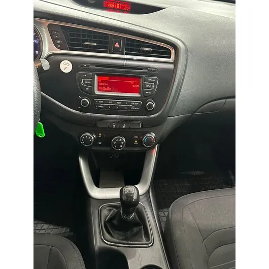 Kia Ceed - 6
